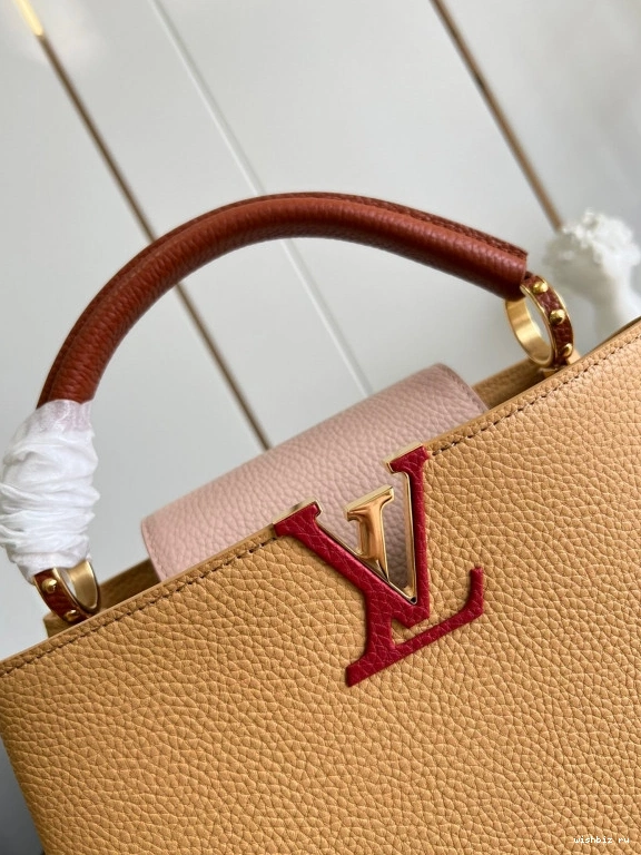 WIS LOUIS VUITTON MM CAPUCINES 0803